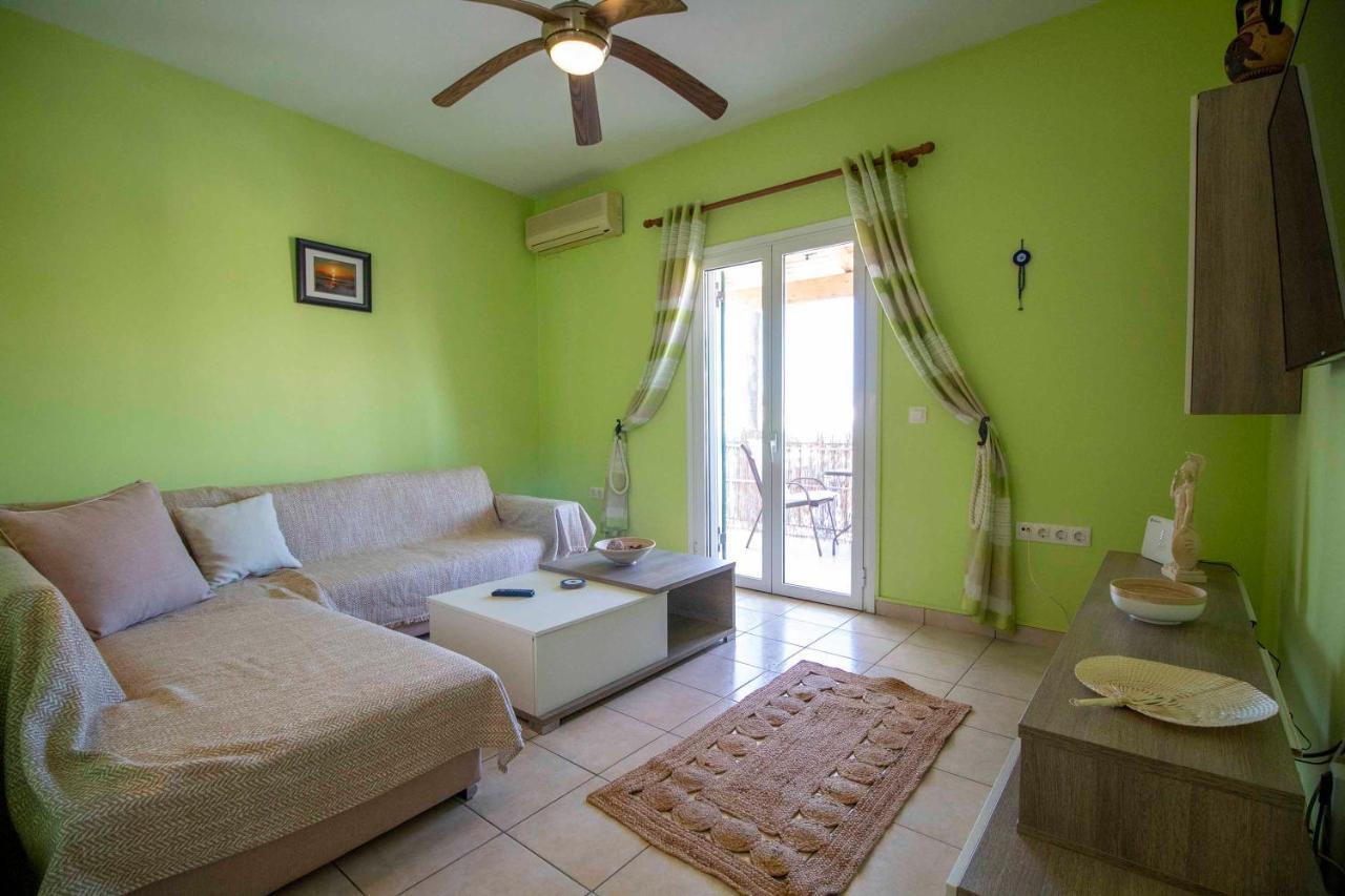 Casa Greca Vacation Home أخارافي المظهر الخارجي الصورة